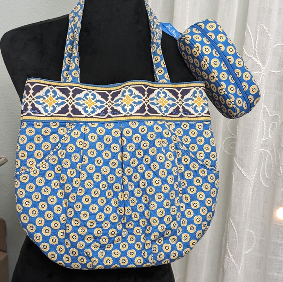 Vera Bradley Riviera Blue Bucket Bag/Purse and Cosmetics/Glasses Case - Picture 1 of 10